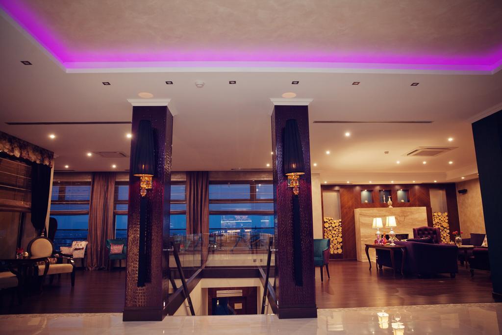 Hotel Zlaty Klucik - Golden Key With Luxury Spa Nitra Exterior photo